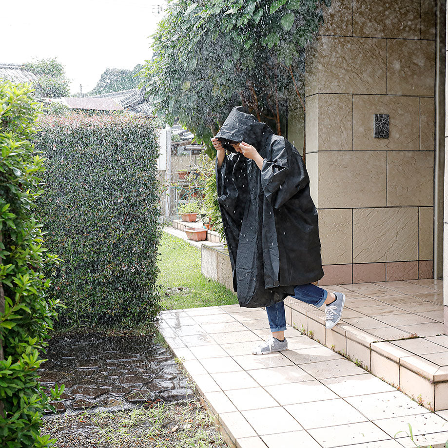 サンコー 非常用ポンチョ ブラック 防災用品 災害対策 簡単