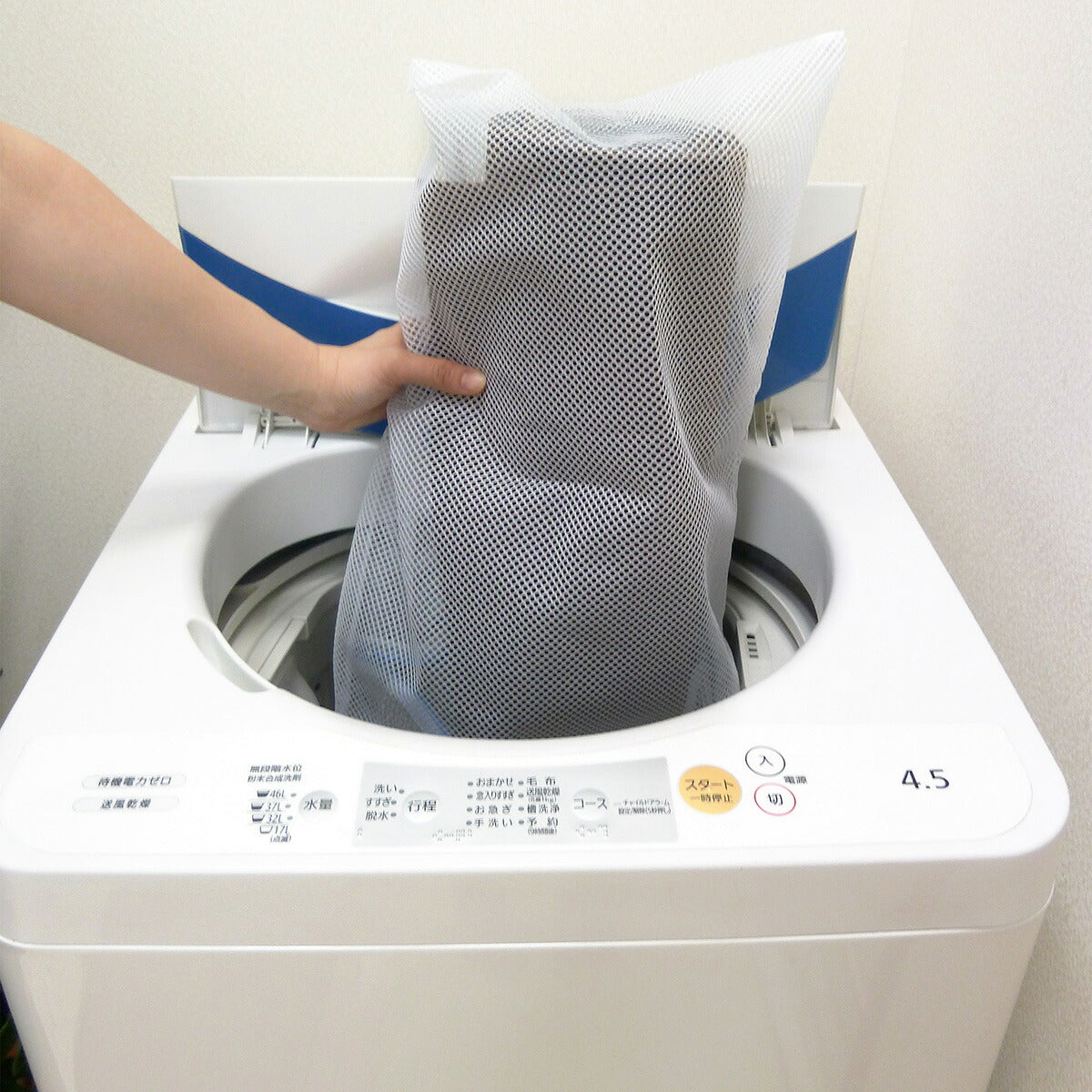 サンコー おくだけ吸着 ペット用床保護マット ブラウン 撥水 防臭 洗濯可 タイルマット