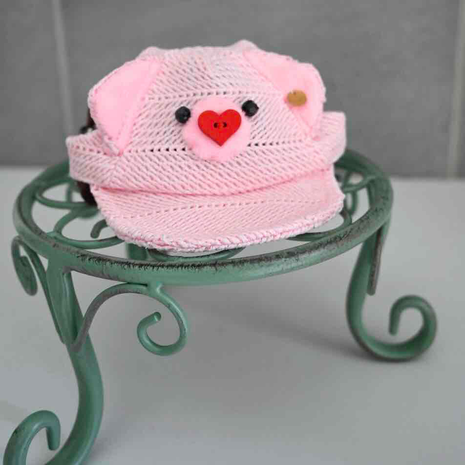 犬の帽子 ガーデンオブエデン アニマルメッシュ キャップ XS ぶたさん