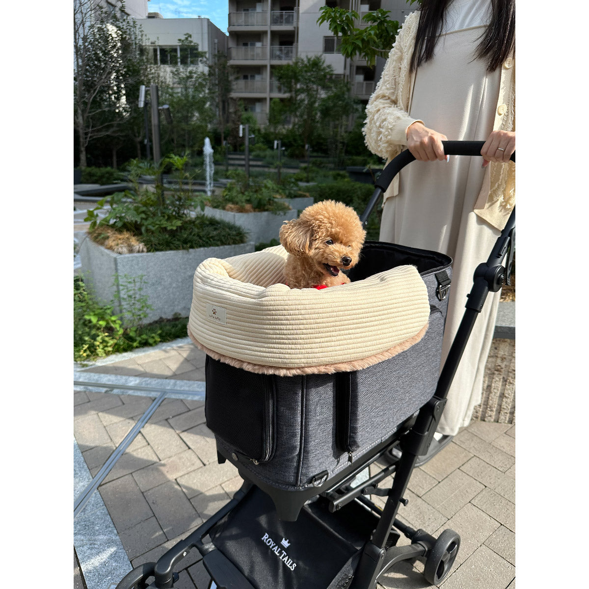 kuPla kuPla クプラクプラ ワンちゃんのカートクッション リバーシブル ベージュ