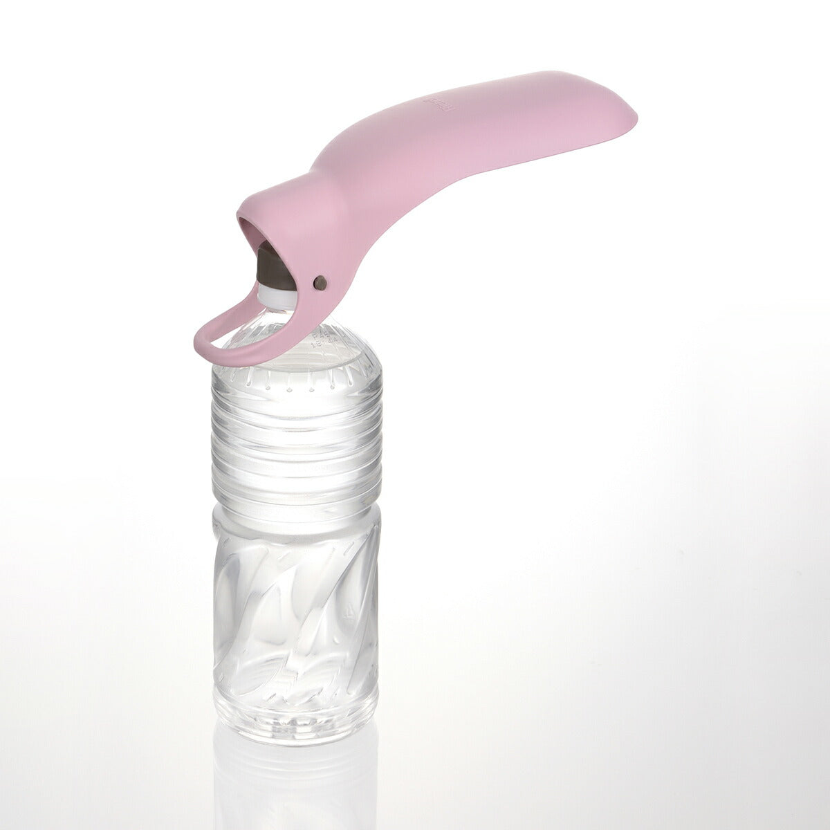 リッチェル Richell お散歩ハンディシャワー M ライトピンク 犬 給水器 水 ボトル お散歩 おでかけ ペットボトル用 マナー おしっこ