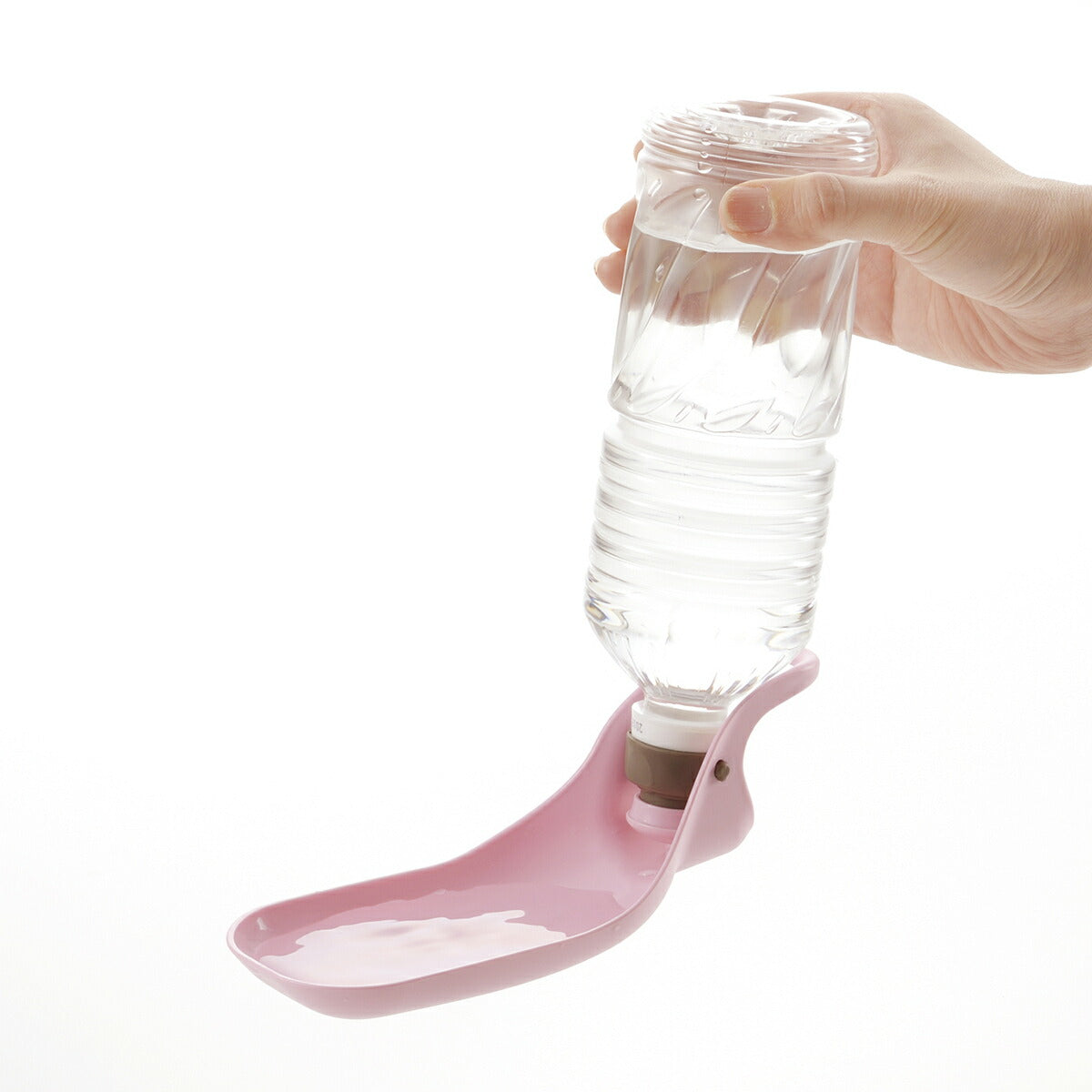 リッチェル Richell お散歩ハンディシャワー M ライトピンク 犬 給水器 水 ボトル お散歩 おでかけ ペットボトル用 マナー おしっこ
